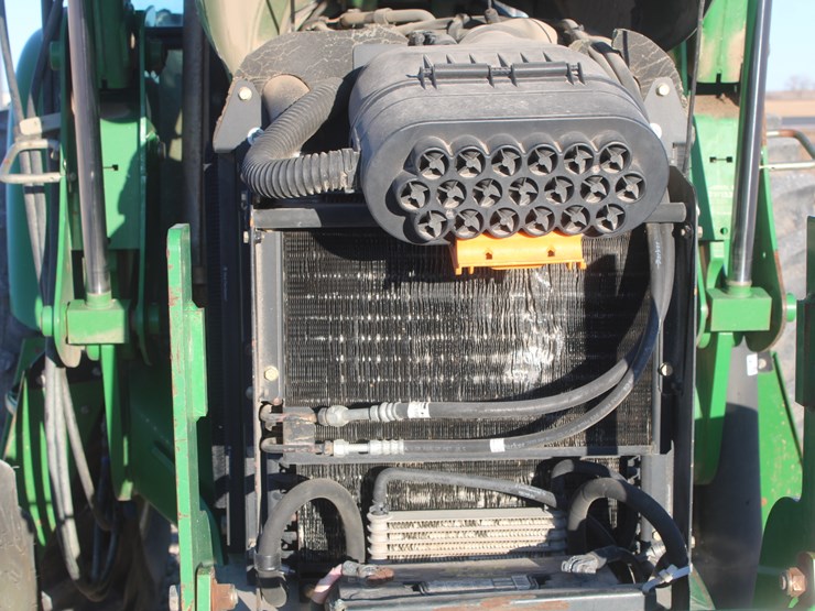 2011-john-deere-6115d-image-74