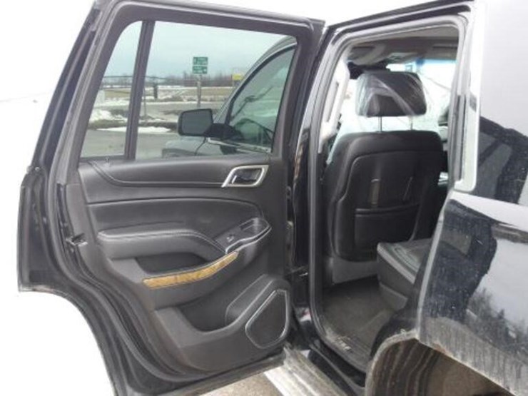 2016-gmc-yukon-denali-image-52