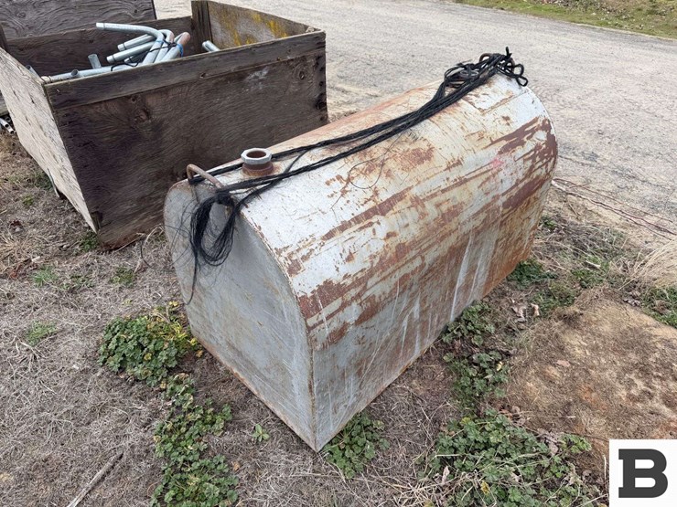 4'-metal-fuel-transfer-tank-image-3