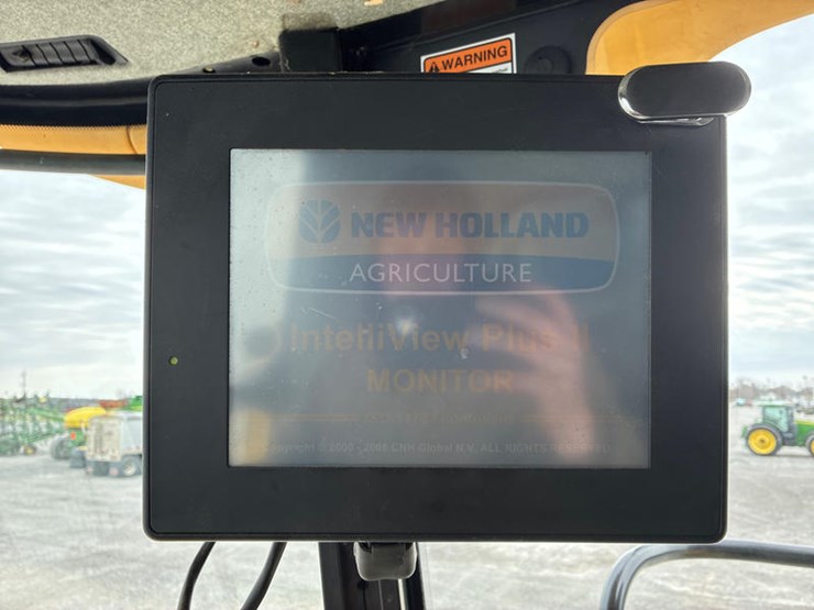 2009-new-holland-cr9060-image-94