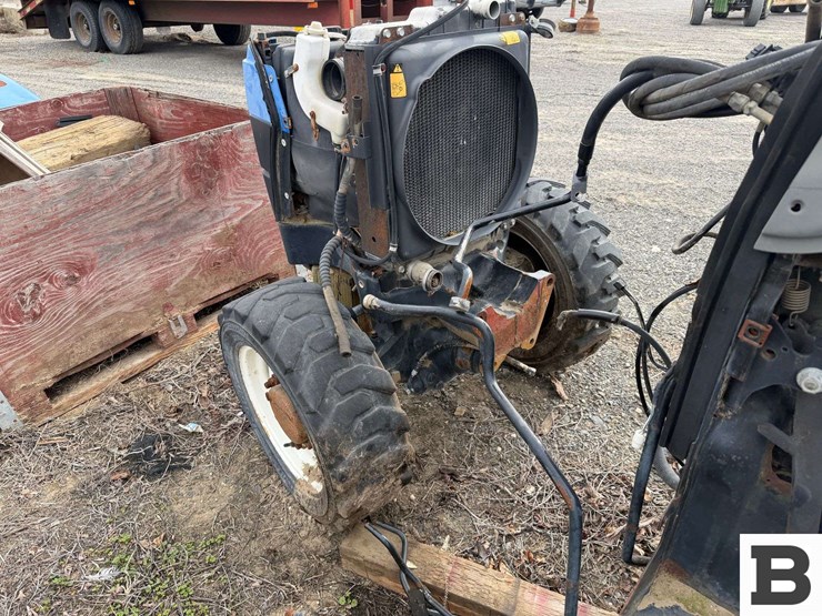 new-holland-tn75vas-tractor---parts-image-22