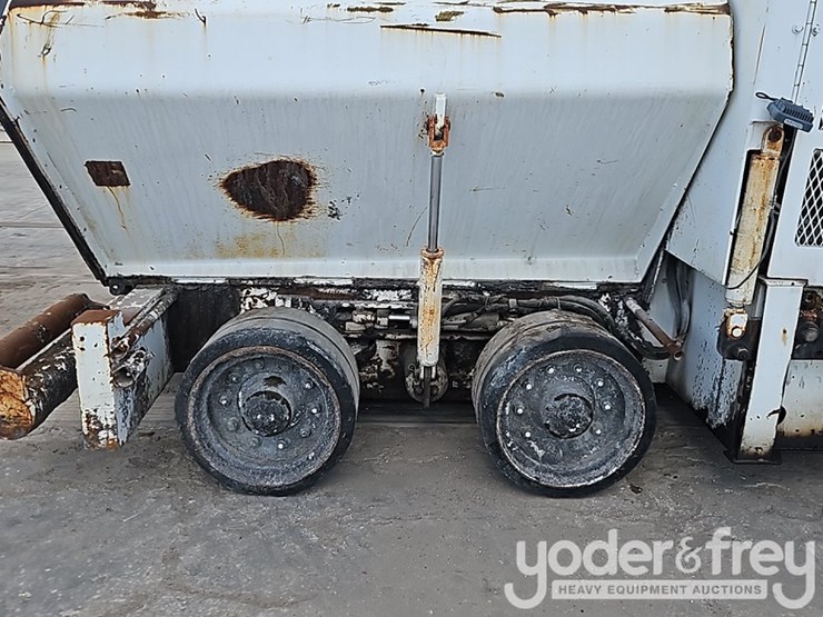 2012-roadtec-rp170-image-13