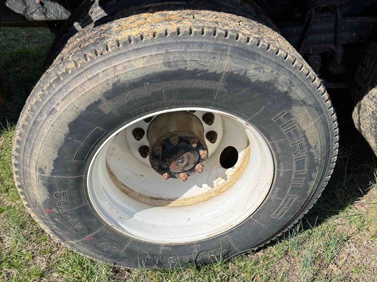 2007-western-star-4900fa-image-19