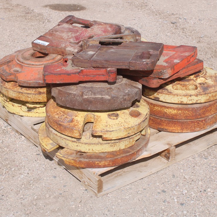 #2082 • Pallet Of 23 Tractor Weights