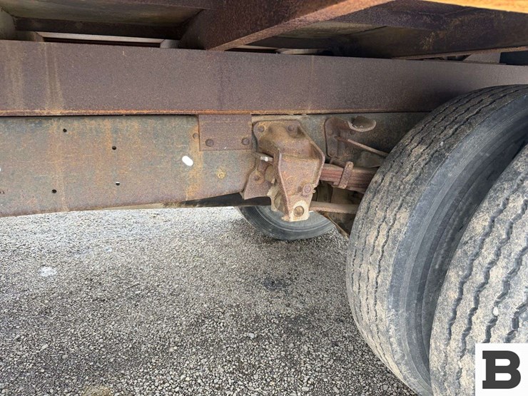 1974-ford-f700-image-12