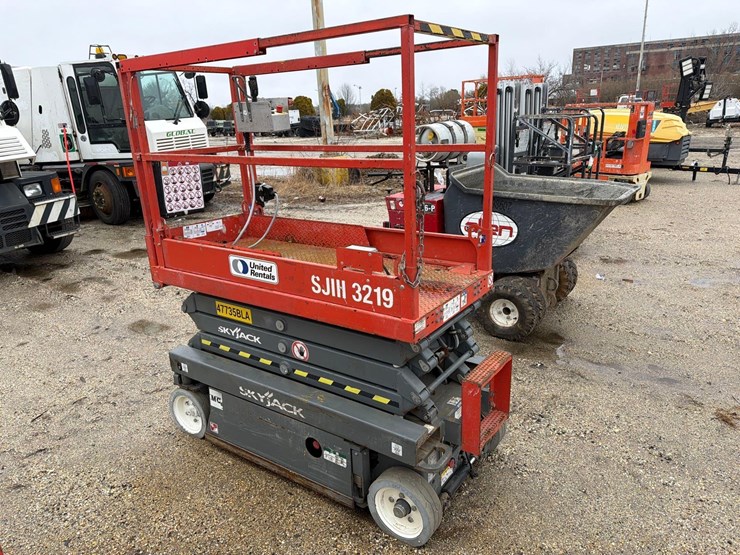 2017-skyjack-sjiii3219-image-4