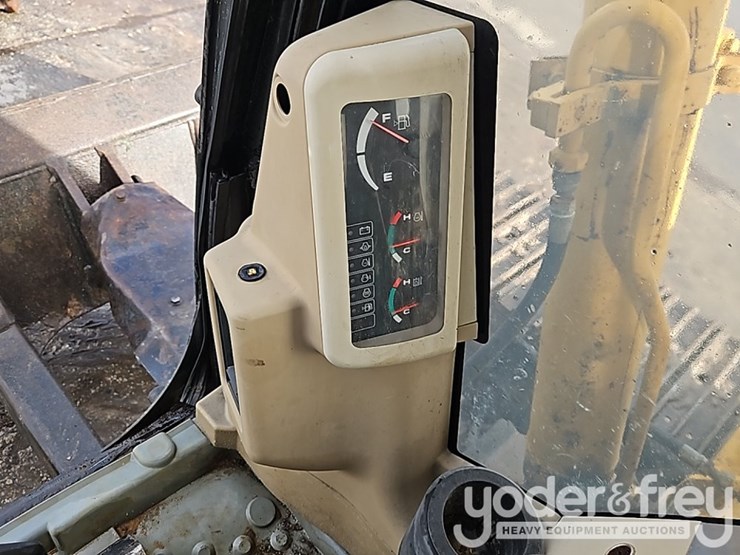 caterpillar-307c-image-40