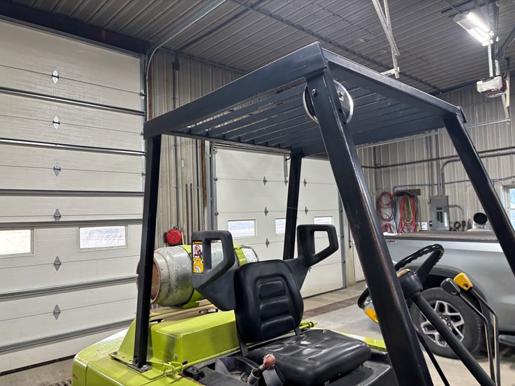 #2306-•-clark-c500-forklift-image-21
