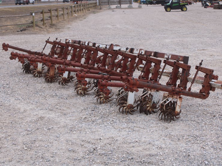 #1047-•-lilliston-8-row-field-cultivator-image-6