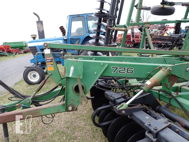 john-deere-726-image-18