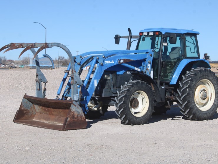 new-holland-tm125-image-1