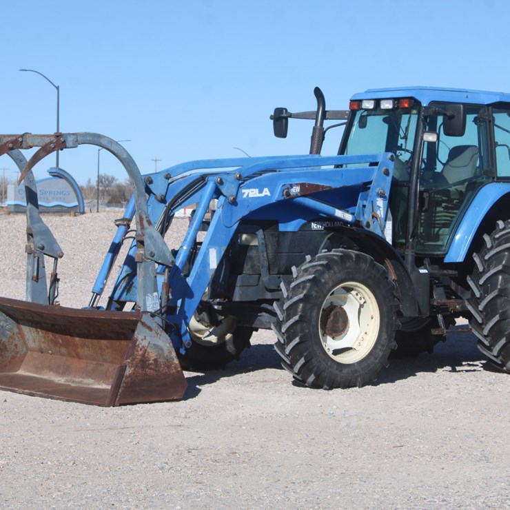 NEW HOLLAND TM125