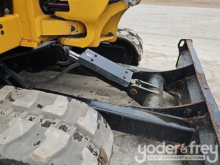 2023-caterpillar-306-image-14