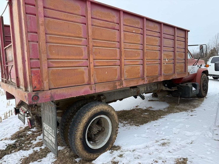 1989-gmc-7000-image-5