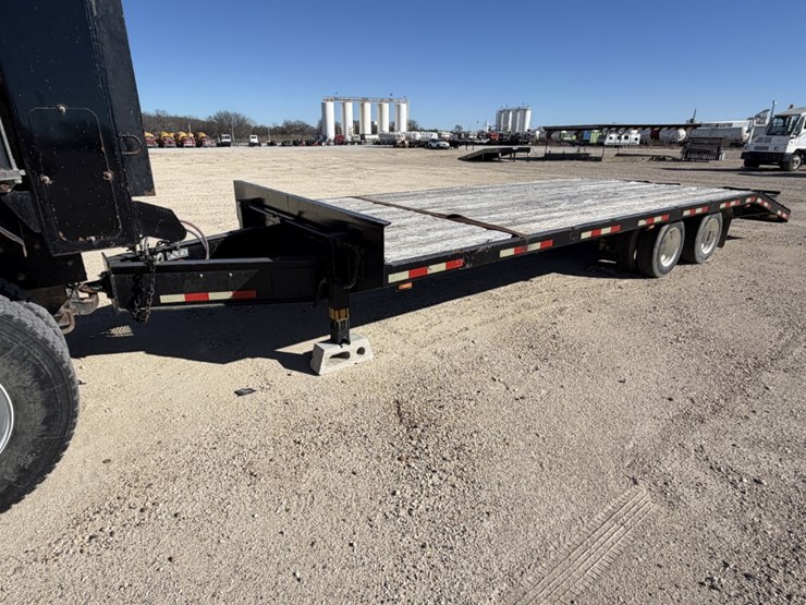 1998-magnum-trailer-image-1