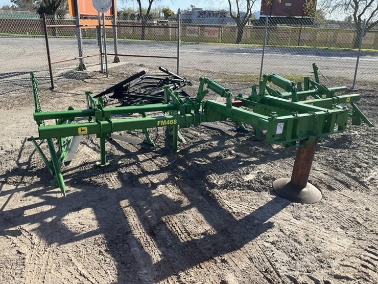 john-deere-60-image-3