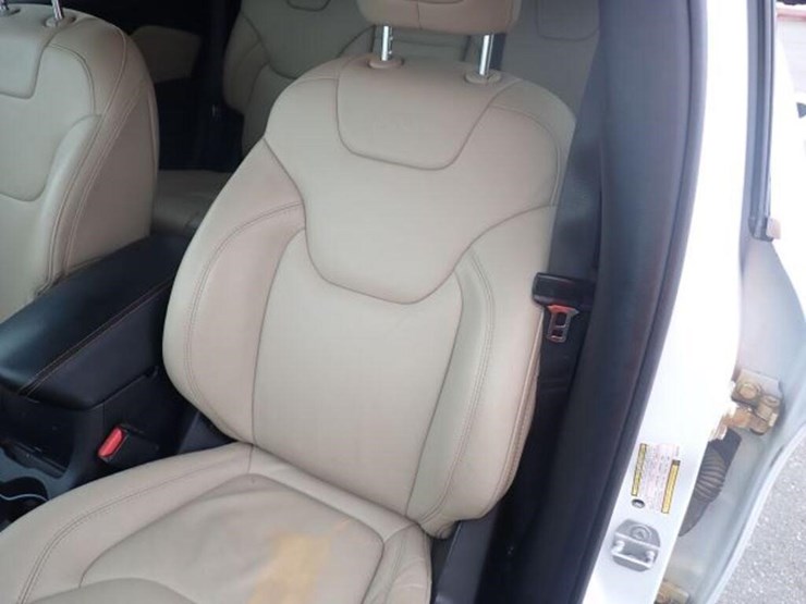 jeep-cherokee-image-17