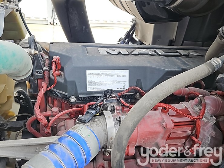 2020-mack-mack-anthem-t64-6x4-truck-tractor,-day-cab,-mp-7-425hp-diesel-engine,-automatic-m-drive-transmission-image-28