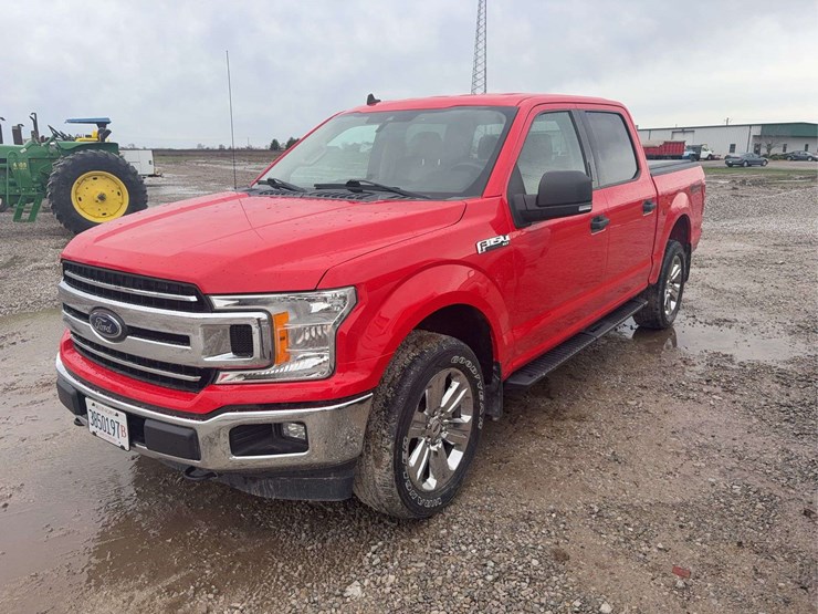 2019-ford-f150-xlt-image-2