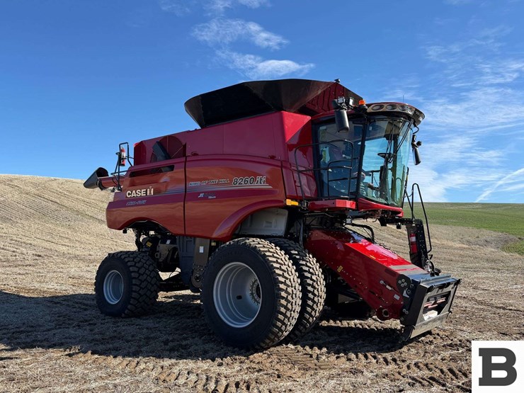 2025-case-ih-8260-image-7