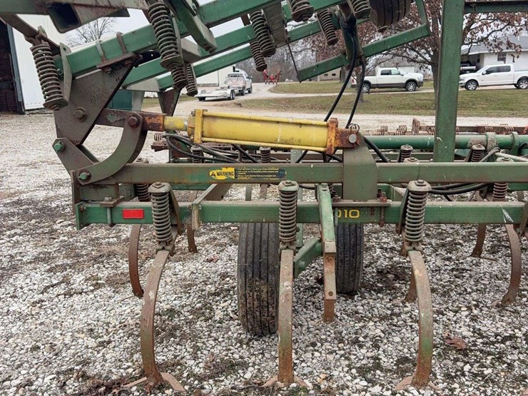 john-deere-1010-image-12