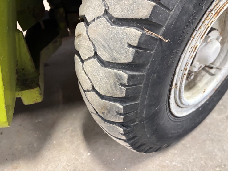 #2306-•-clark-c500-forklift-image-60