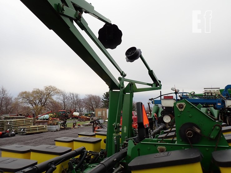 1998-john-deere-1760-image-12