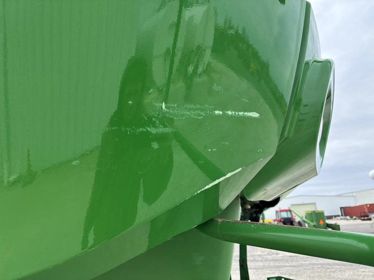 2014-john-deere-s670-image-19