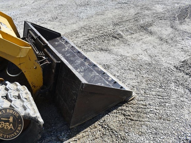 2017-caterpillar-289d-image-23