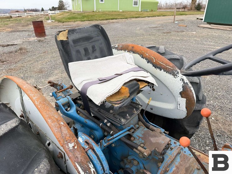 1994-ford-5030-image-41