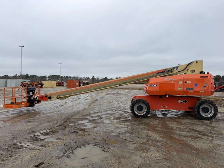 jlg-800s-image-1