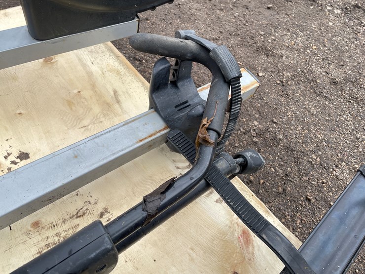 #3057-•-thule-2-bike-hitch-rack-image-4