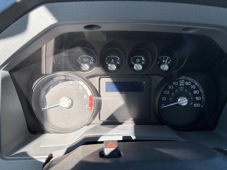 2016-ford-f250-sd-image-27