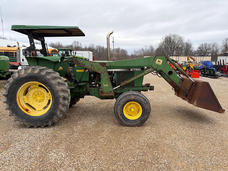 1983-john-deere-2750-image-3