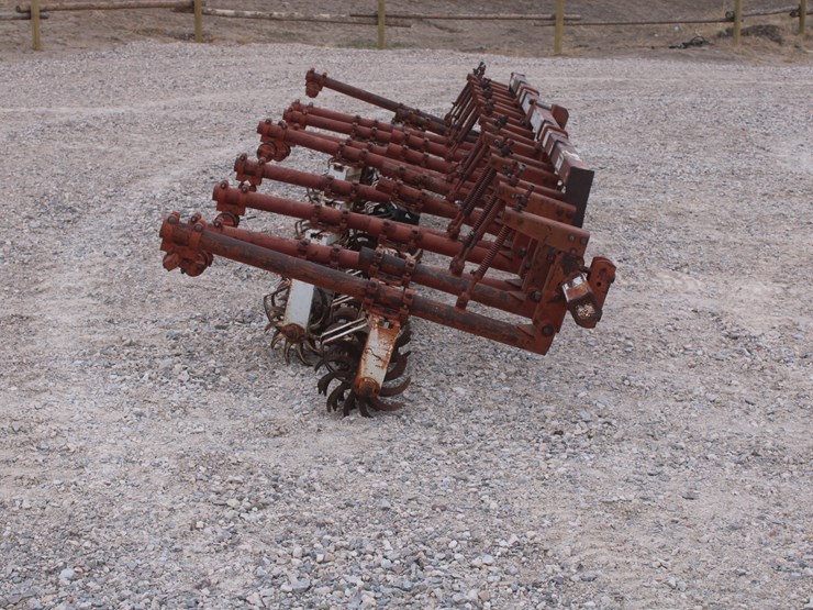 #1047-•-lilliston-8-row-field-cultivator-image-5