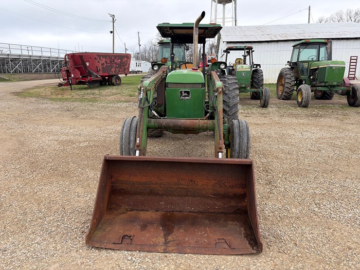 1983-john-deere-2750-image-6