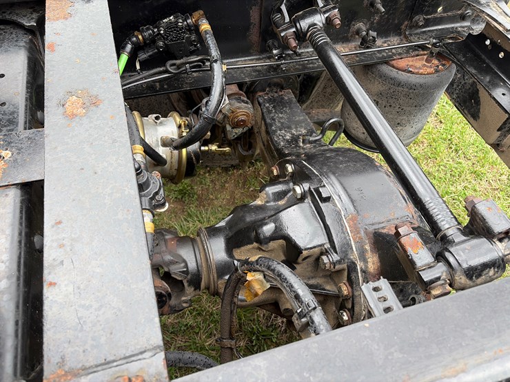 2018-international-lt-image-8