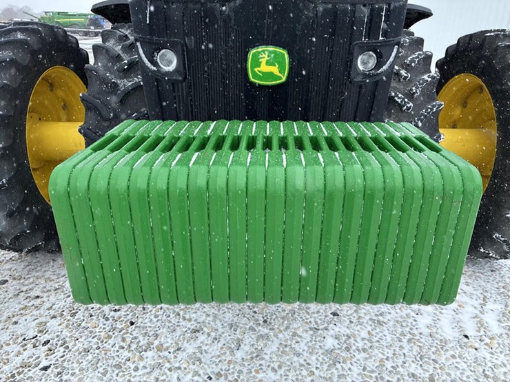 2011-john-deere-8335r-image-12