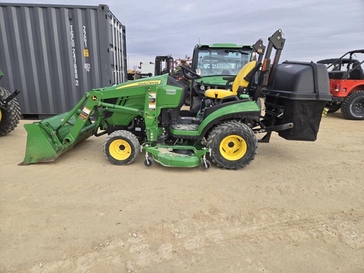 john-deere-1025r-image-2