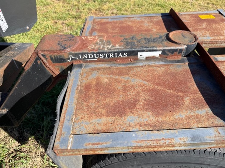 #2642-•-texas-industry-40'-header-trailer-image-7