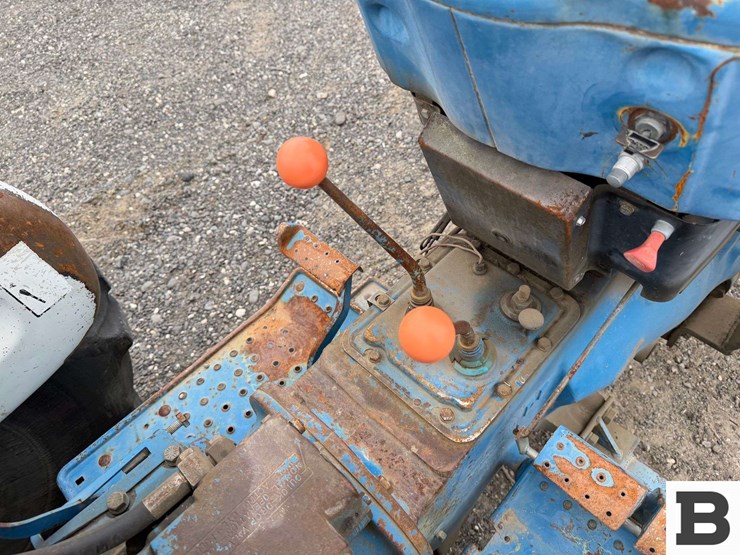 1994-ford-5030-image-43