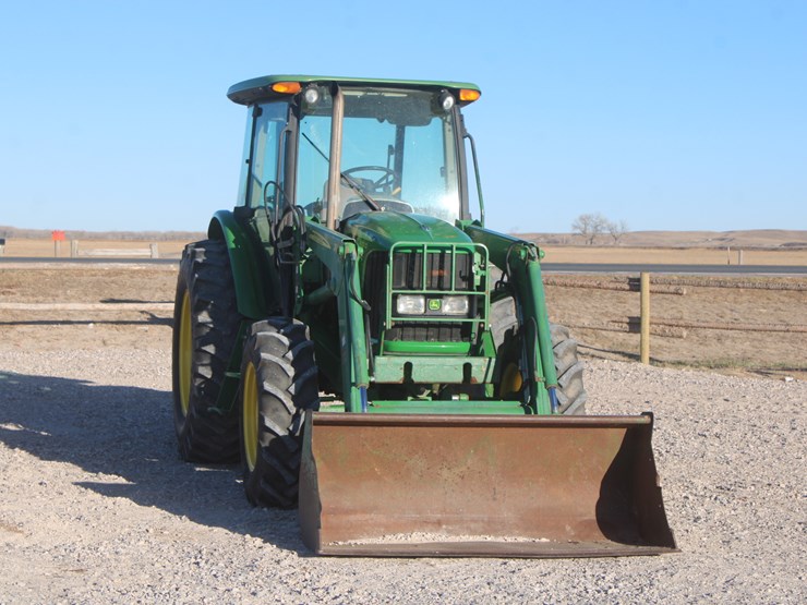 2011-john-deere-6115d-image-8
