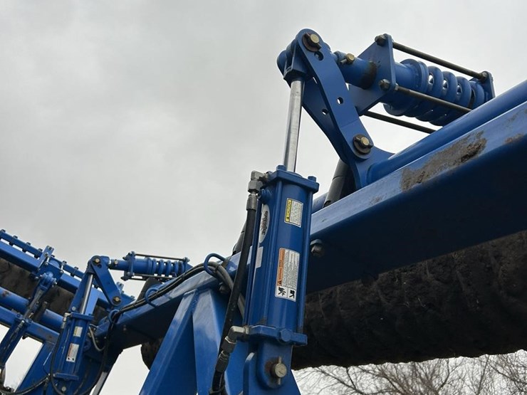 2019-landoll-7833-40-image-37