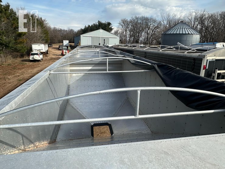 2005-wilson-grain-trailer-image-6