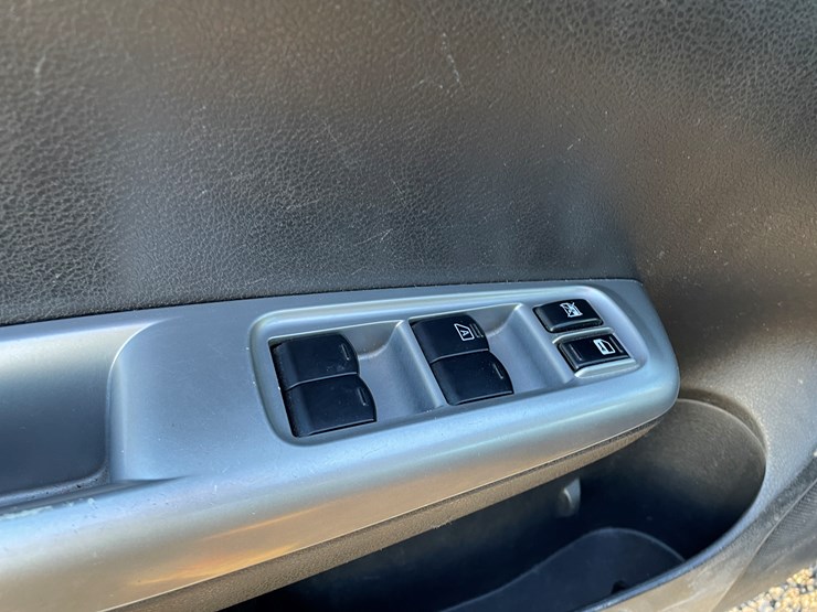 #2039-•-2009-subaru-impreza-awd-wagon-(has-wi-title)-image-22