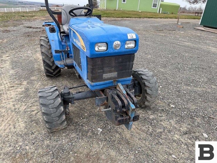 new-holland-t1520-image-9