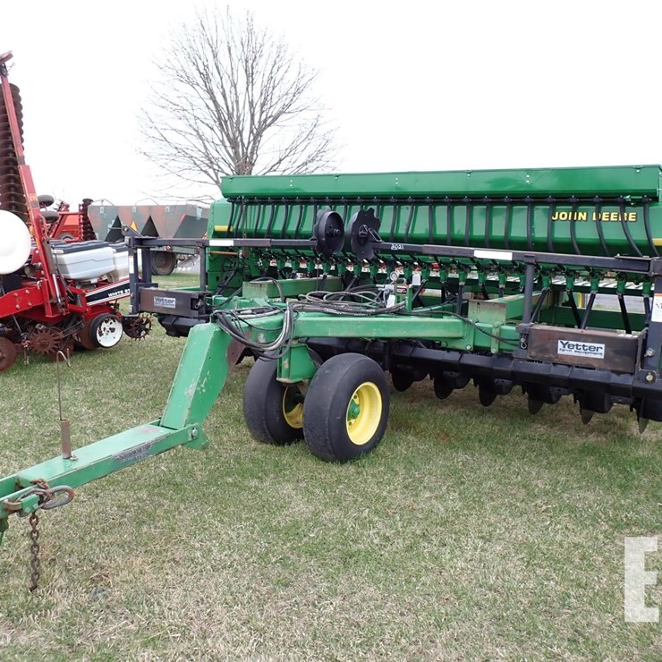 2021 JOHN DEERE 1560