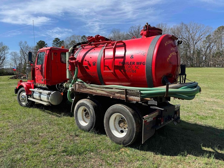 2007-western-star-4900fa-image-3