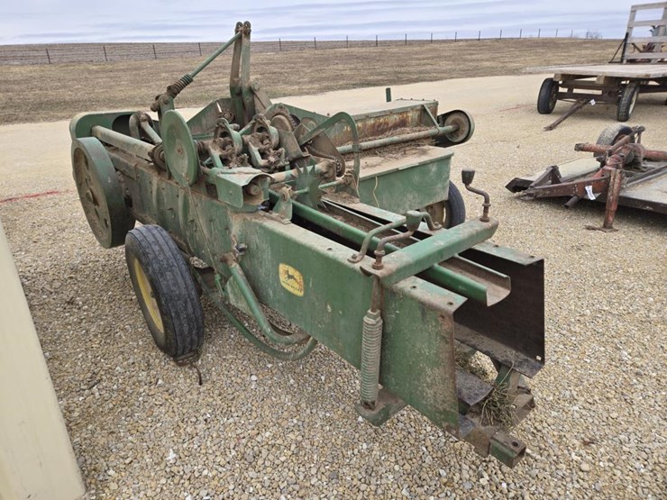 john-deere-24t-image-4