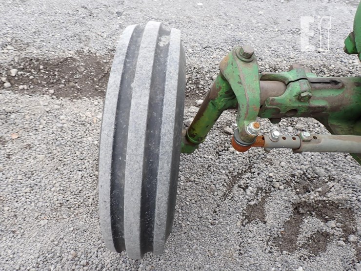 john-deere-3010-image-15